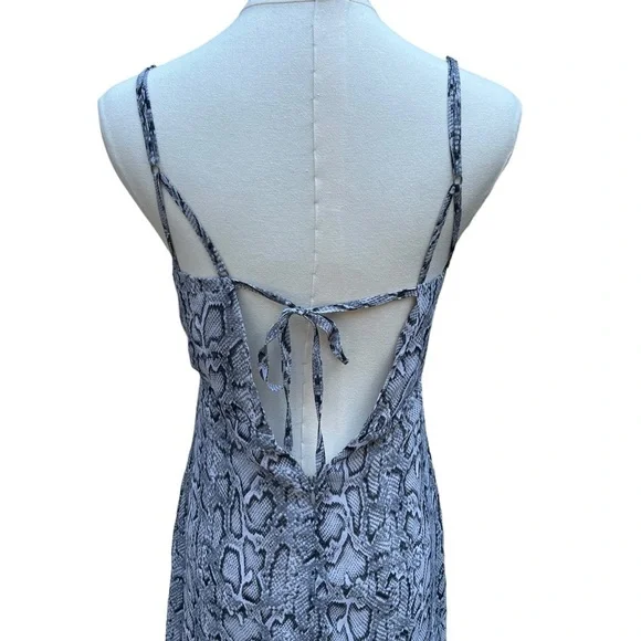TOBI NWT Black and White Snakeskin Print Maxi Dress Size Small - Picture 10 of 15